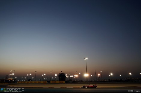 Sebastian Vettel, Ferrari, Bahrain International Circuit, 2016