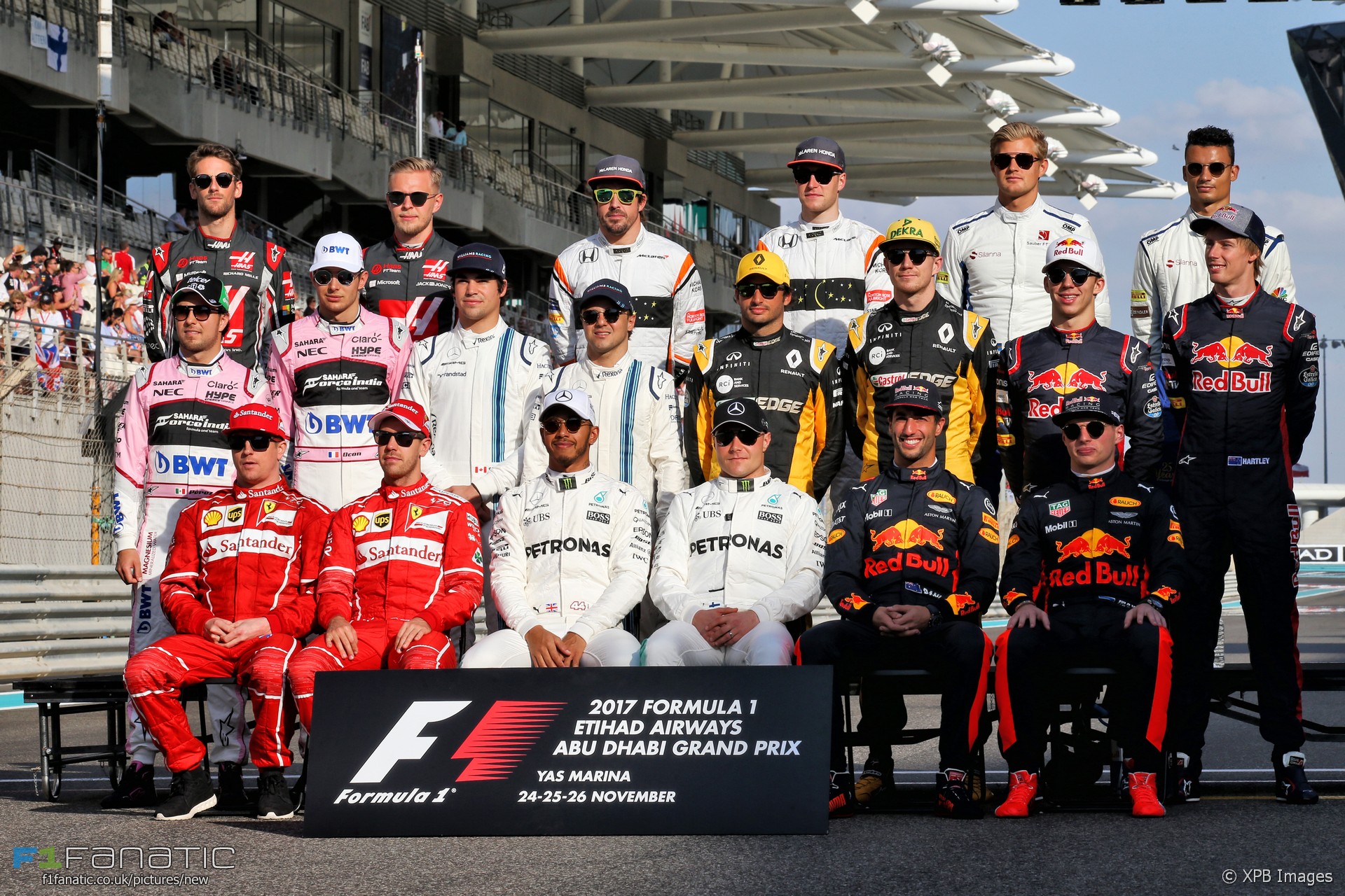 F1 drivers end-of-season photograph, Yas Marina, 2017